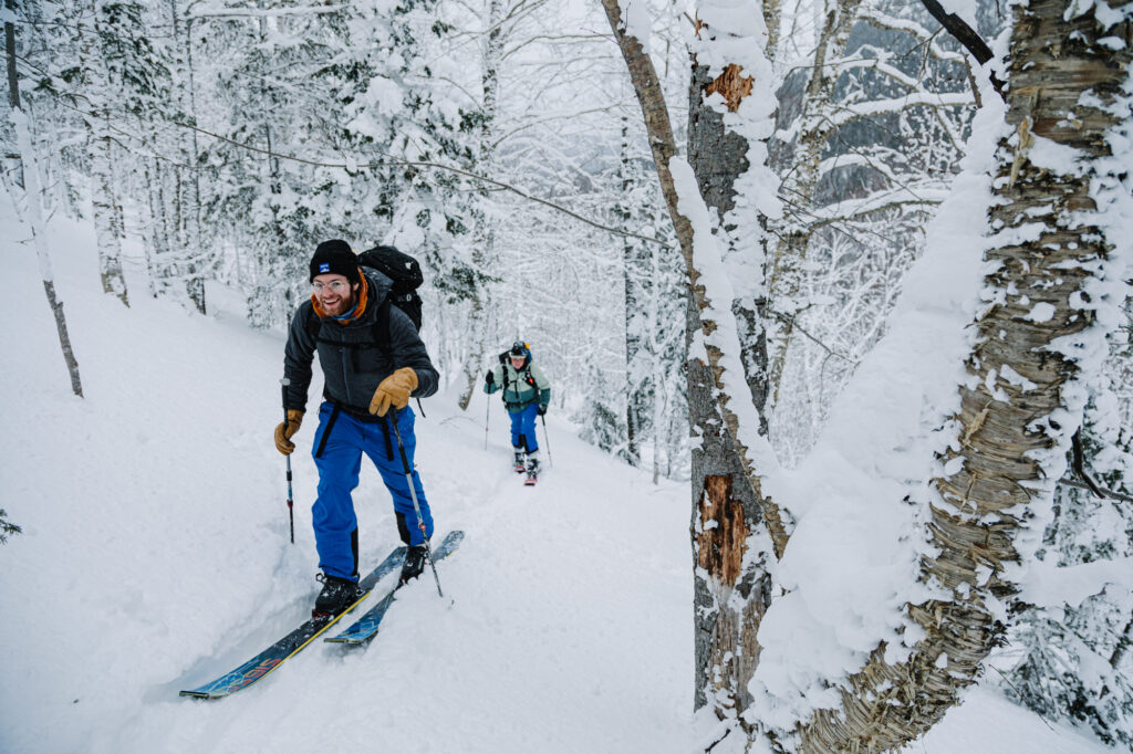 montée en peaux ski de montagne